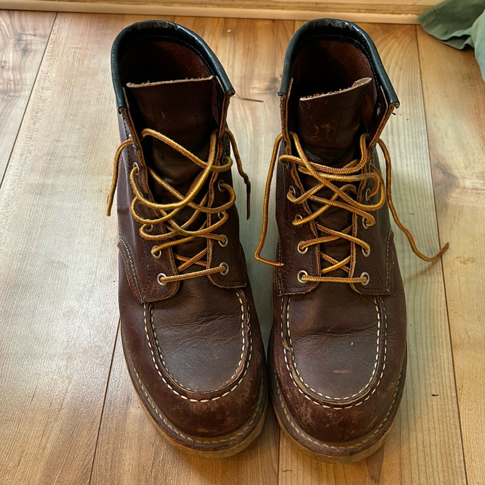 Redwing boots size USA 8.5
